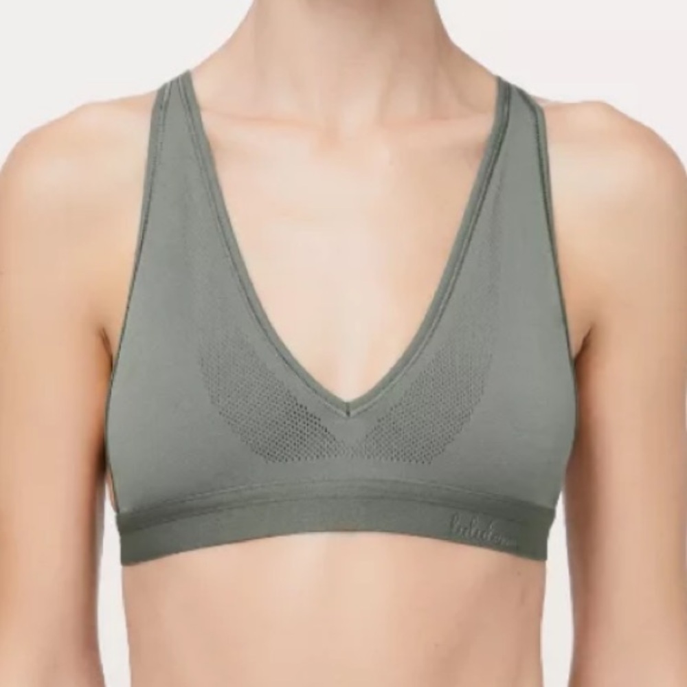Lululemon A Little Closer strappy bralette